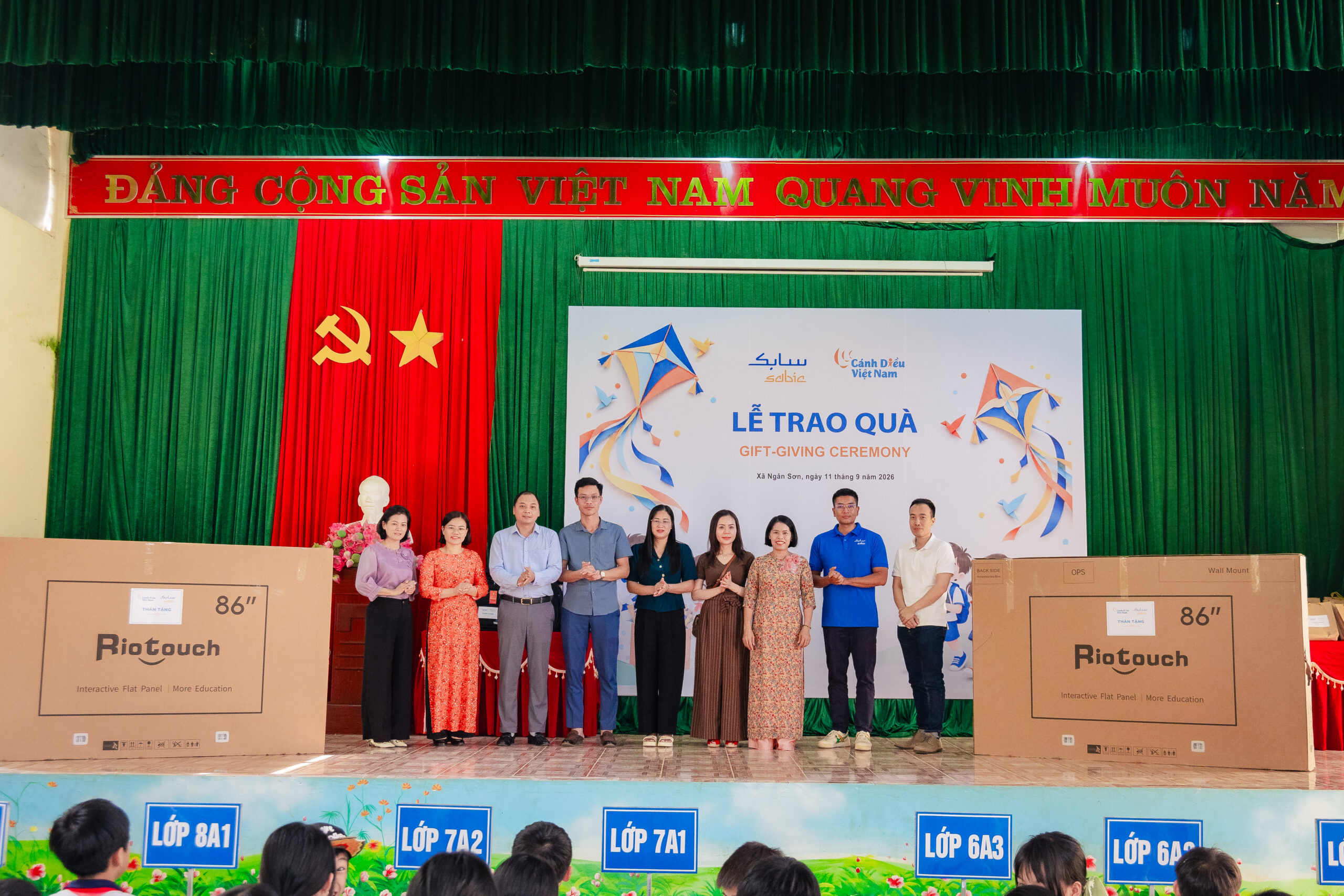 Cánh Diều Việt Nam và SABIC Việt Nam: Góp sức cho những giờ học tại Ngân Sơn